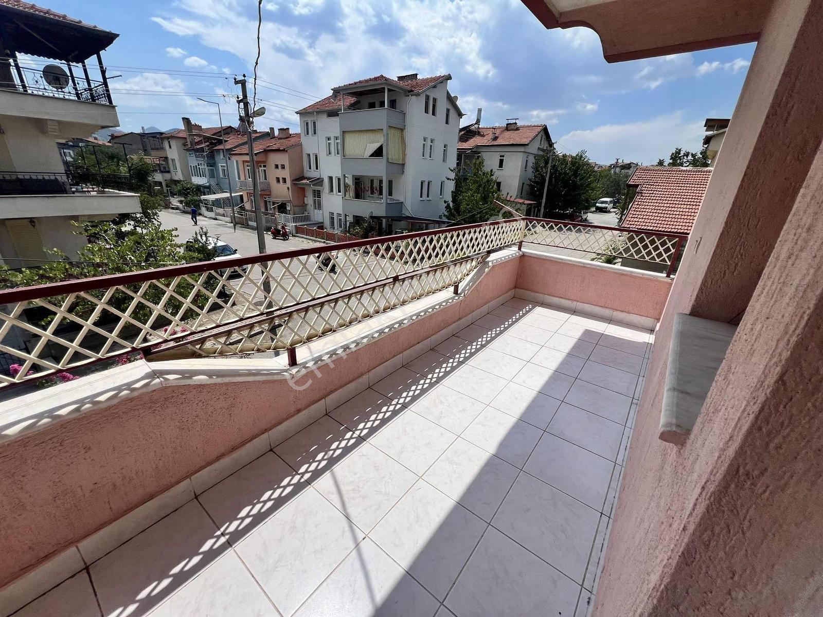 Isparta Merkez Satılık 4 Katlı Bina - Görsel 20