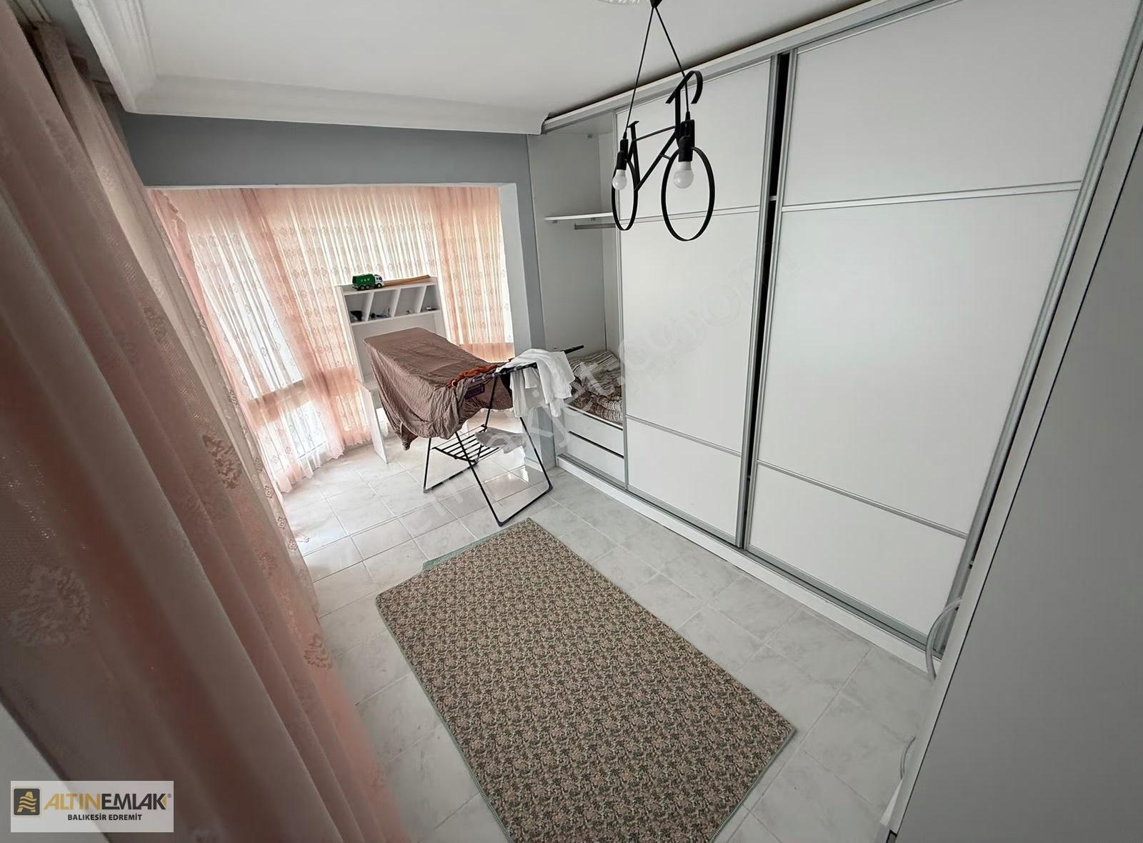 Altınoluk Avcılarda Satılık İkiz Villa Full Deniz Manzaralı - Görsel 16