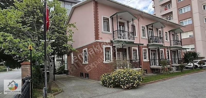 Ataşehir Taçspor İş Yerlerine Uygun Geniş Müstakil Villa 240m2