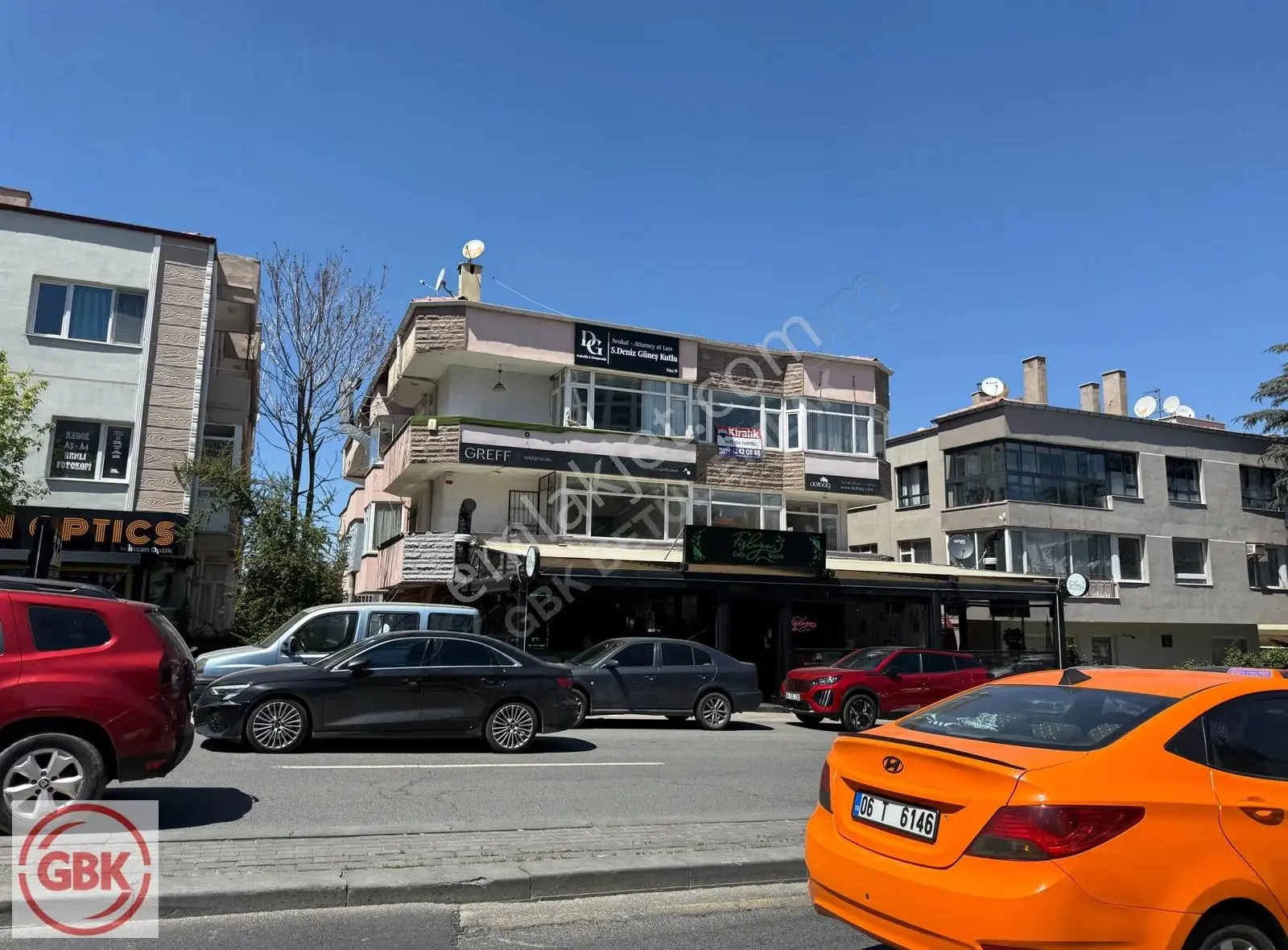 B.esat Uğur Mumcu Caddesi Cepheli Yüksek Tabela Değerli 2+1 Ofis