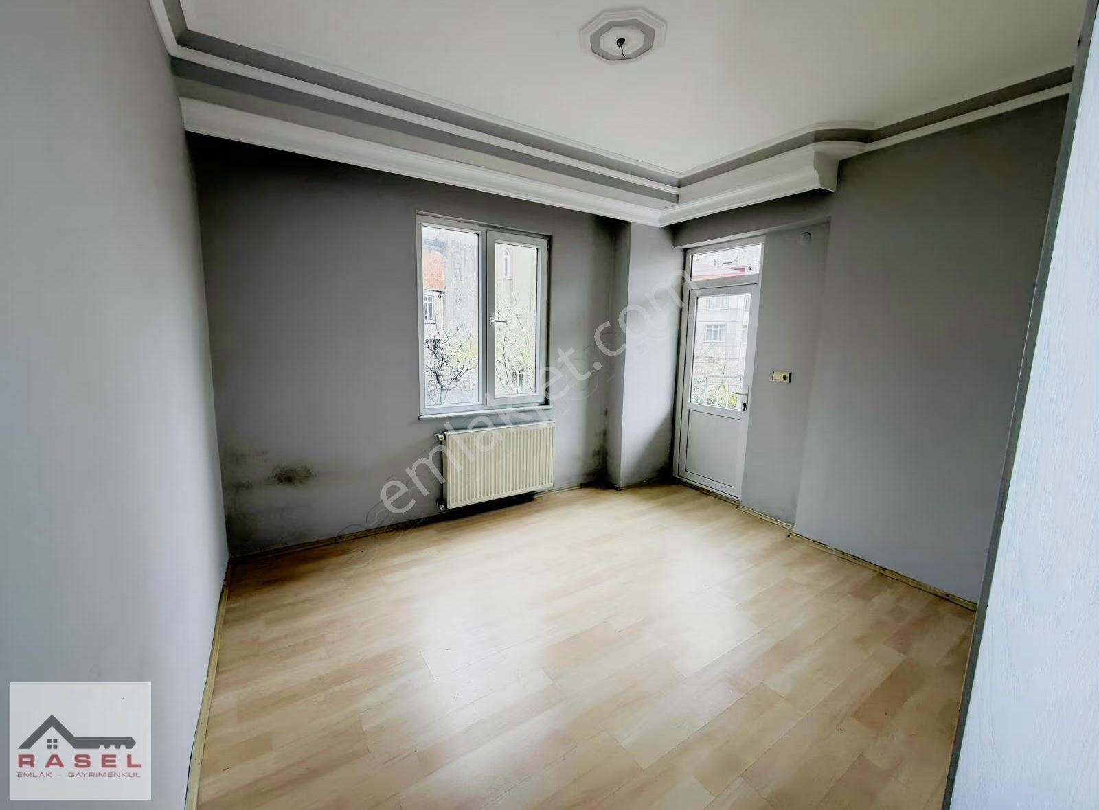 Kiralık Karşıyaka'da 3+1 Daire - Görsel 3