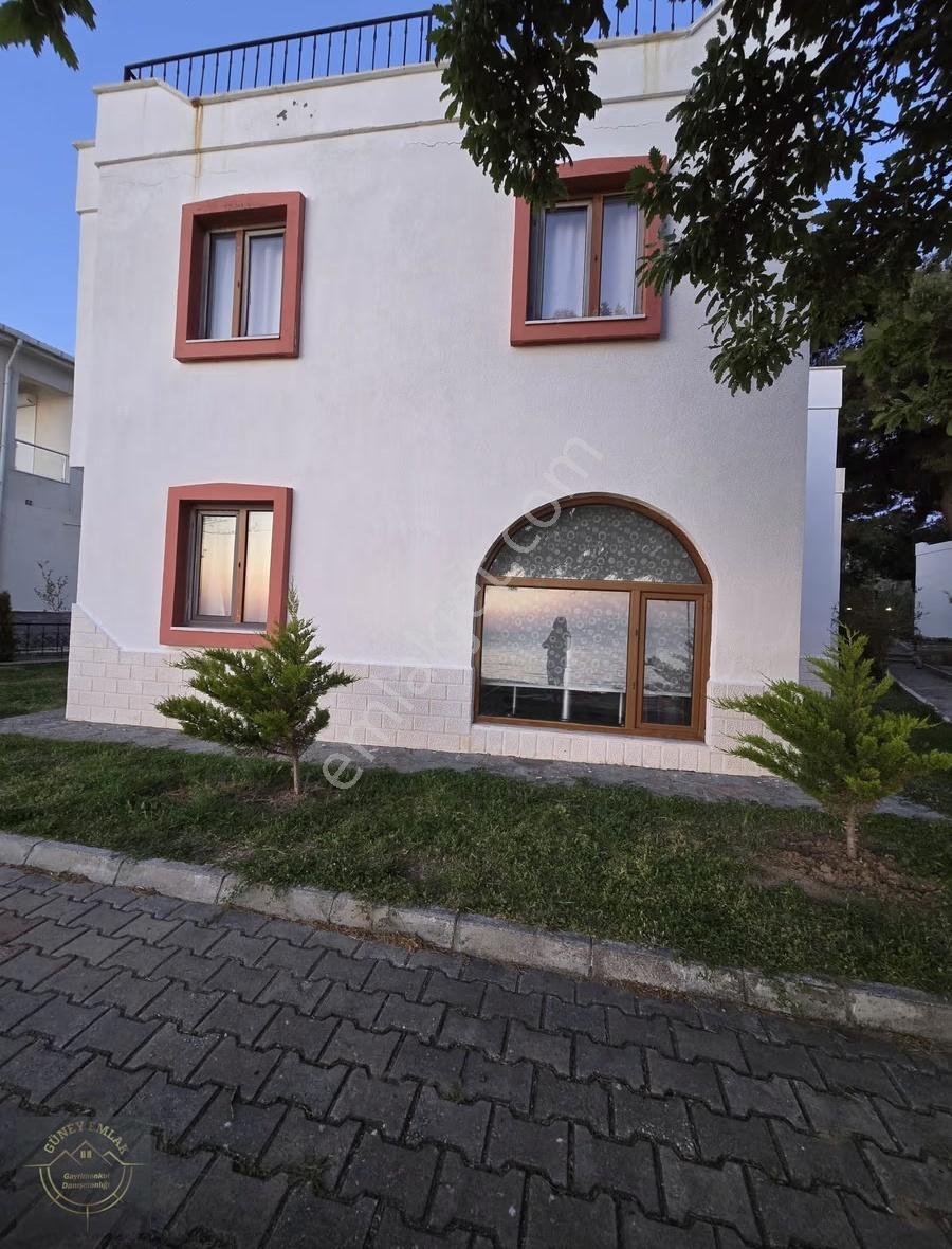 Ezine Tavaklı İskelesinde Denize Sıfır Kiralık Yazlık - Görsel 30