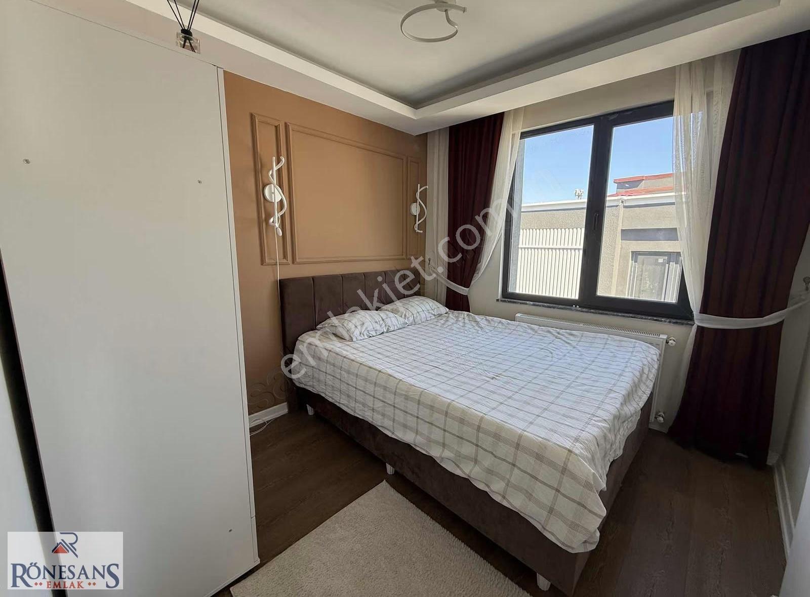 Rönesans Emlak'tan Panoramik Deni Manzaralı Eşyalı 1+1 - Görsel 5