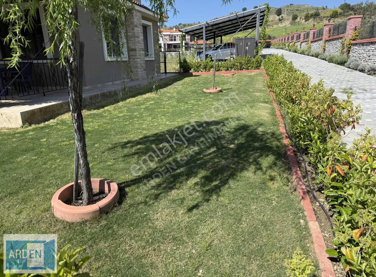 Seferihisar Kavakdere'de, Bahçeli ,tek Katlı Müstakil Villa - Görsel 4