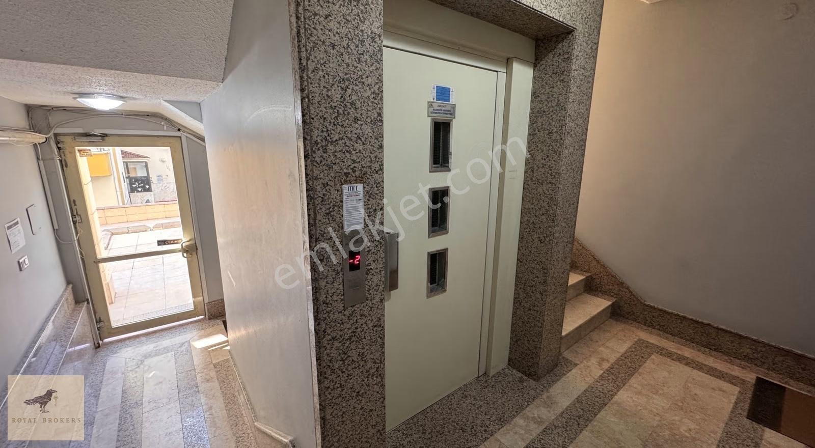 Satılık, Hilal, 686da, 220m2, 4+1, 3.kat, Full Yapılı, Boş - Görsel 27