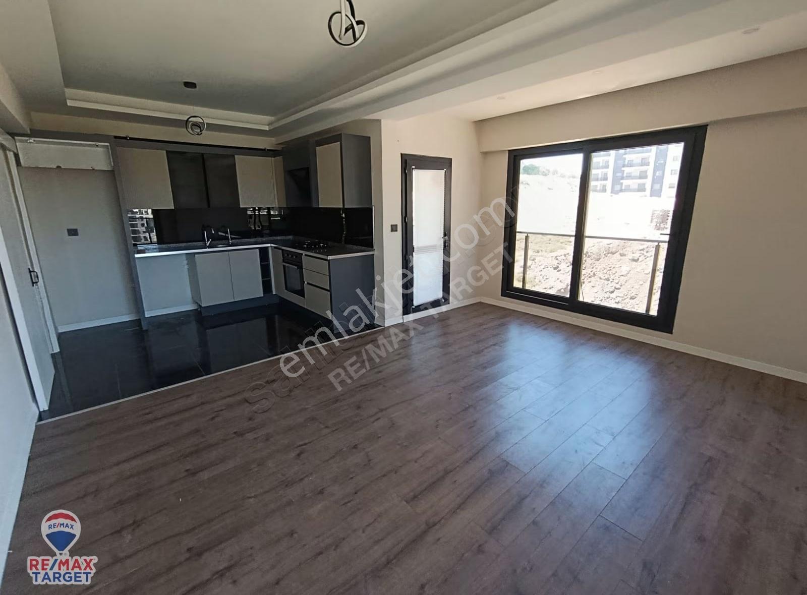 Re/max Target'tan Dublex Geniş Lüx Daire - Görsel 19