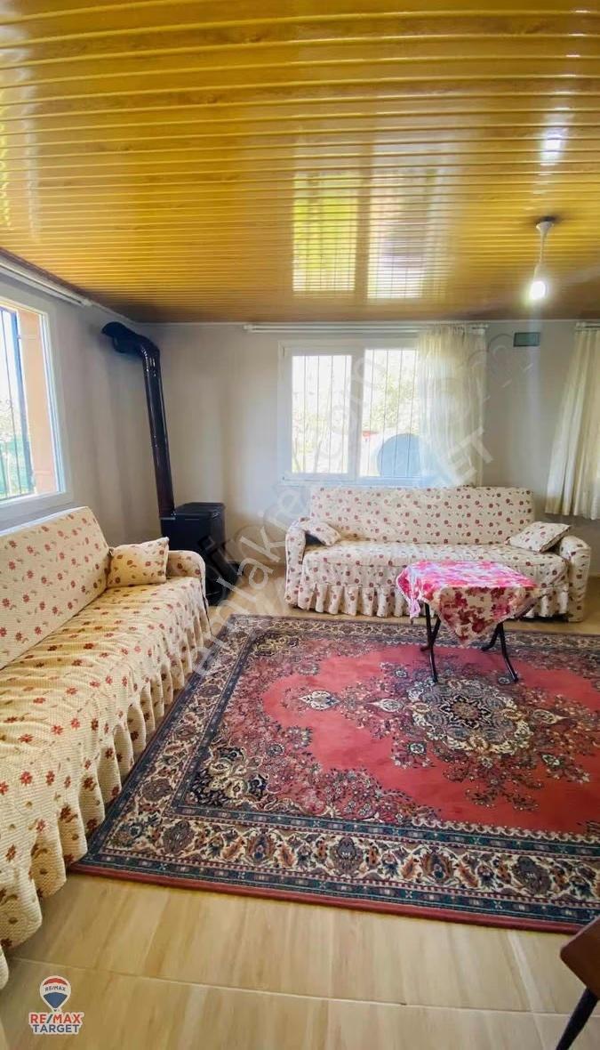 Menderes Kısıklıda 403 M² Tarla İçinde Eşyalı Müstakıl Ev - Görsel 6