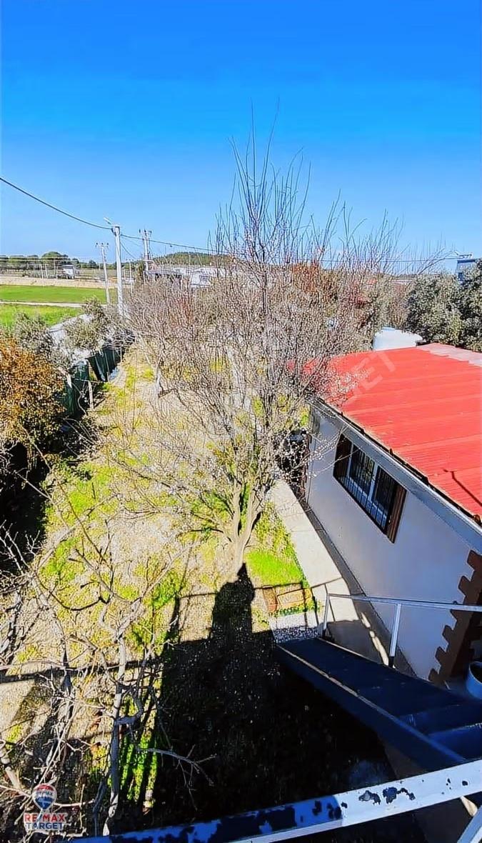 Menderes Kısıklıda 403 M² Tarla İçinde Eşyalı Müstakıl Ev - Görsel 10
