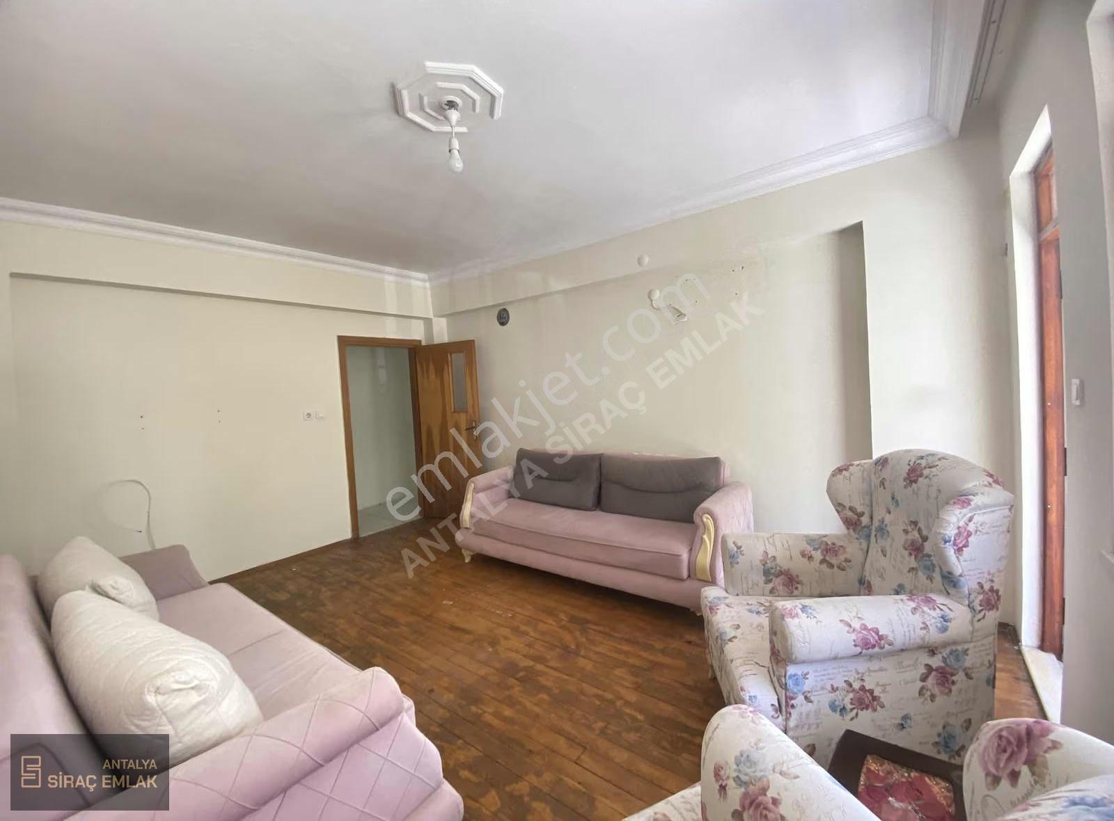 Şehir Merkezinde Tramvaya Yakın Eşyalı Kiralık 2+1 Daire - Görsel 3