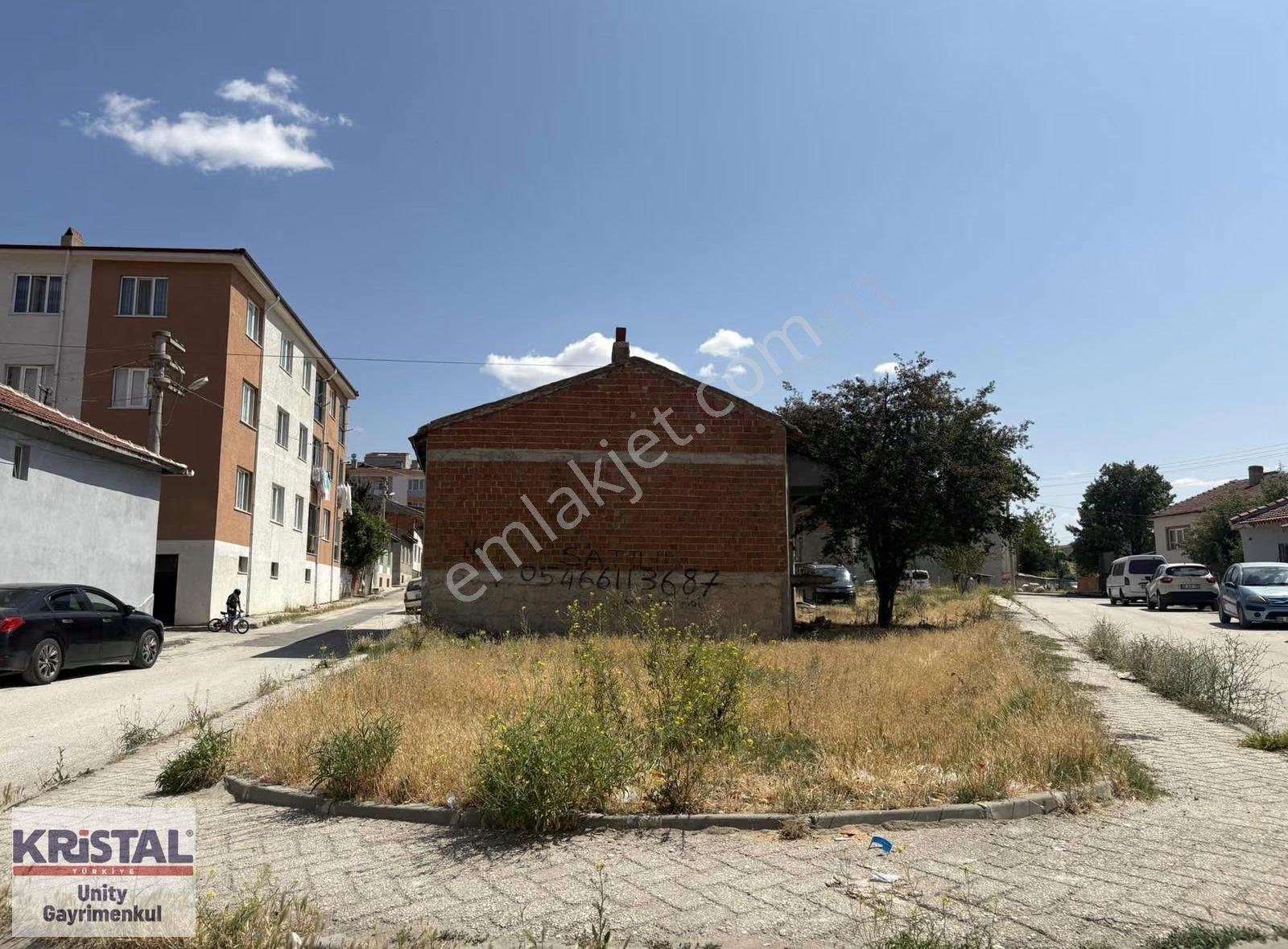 Şirintepe'de Satılık 131 M2 Köşe Arsa - Görsel 2