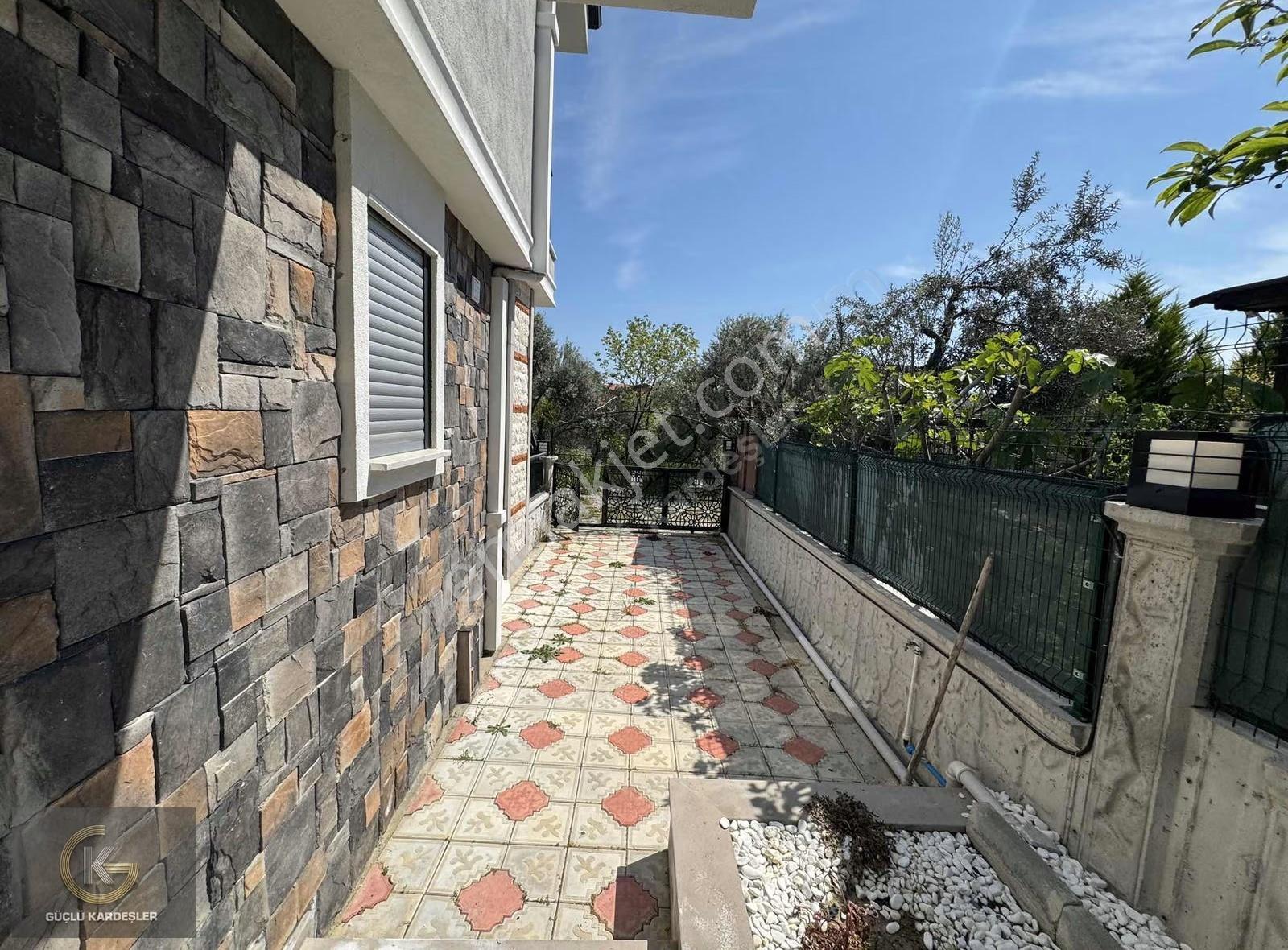Güçlü Kardeşler Tam Müstakil 3+1 Geniş Bahçeli Lüks Villa - Görsel 18