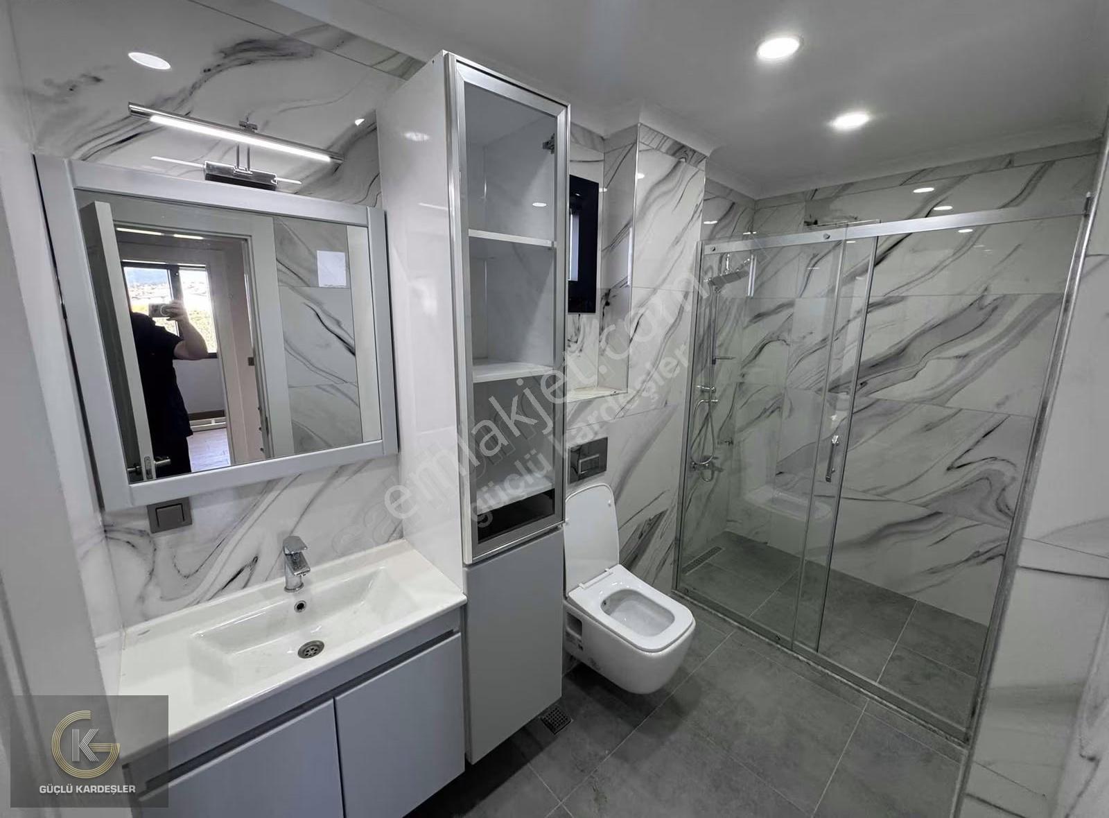 Güçlü Kardeşler Tam Müstakil 3+1 Geniş Bahçeli Lüks Villa - Görsel 31
