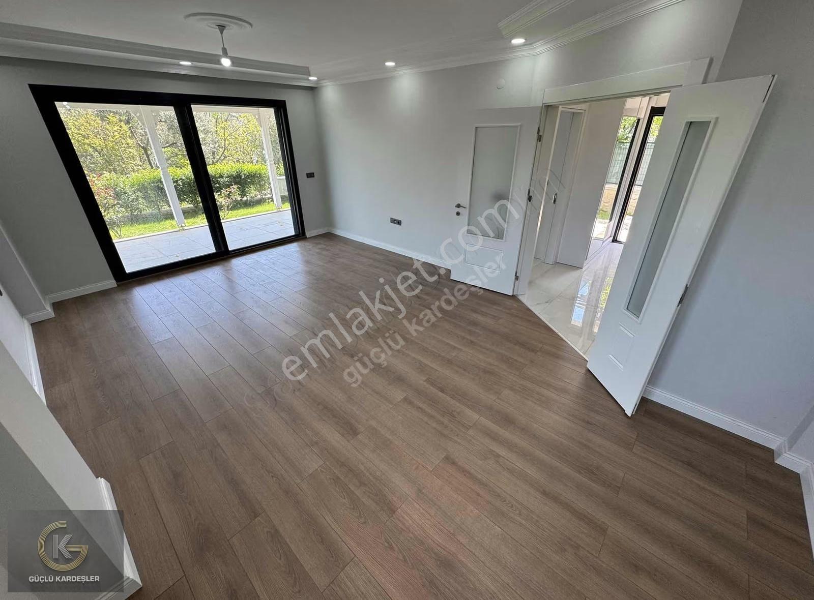 Güçlü Kardeşler Tam Müstakil 3+1 Geniş Bahçeli Lüks Villa - Görsel 19