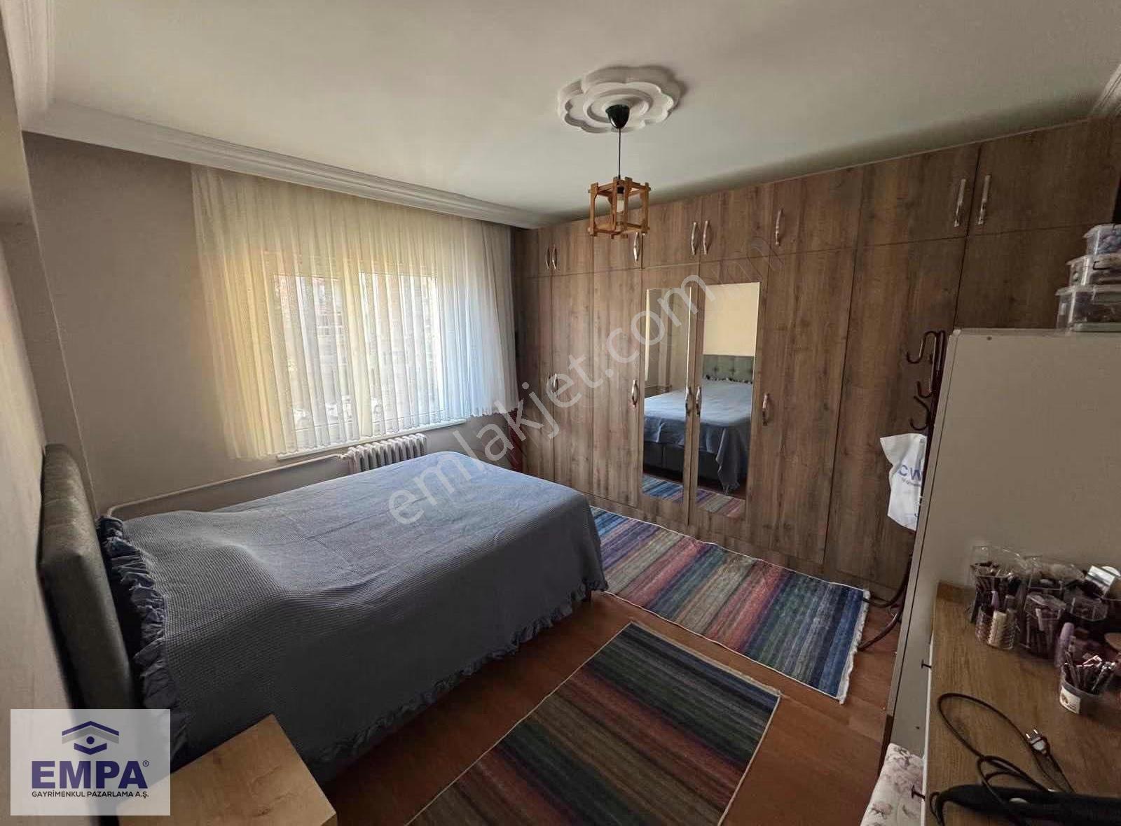 Empa'dan Yenikent Şöförler Koop. 3+1 135m² Bakımlı Daire - Görsel 13
