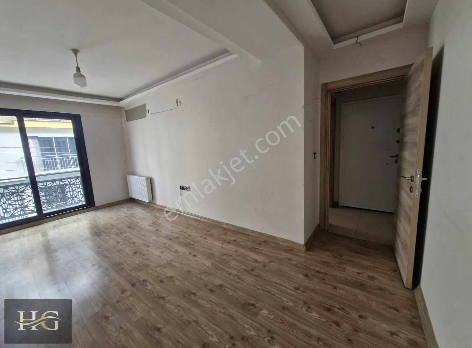 Karşıyaka Örnekköy'de Kapalı Mutfaklı Kiralık 2+1 Daire - Görsel 28