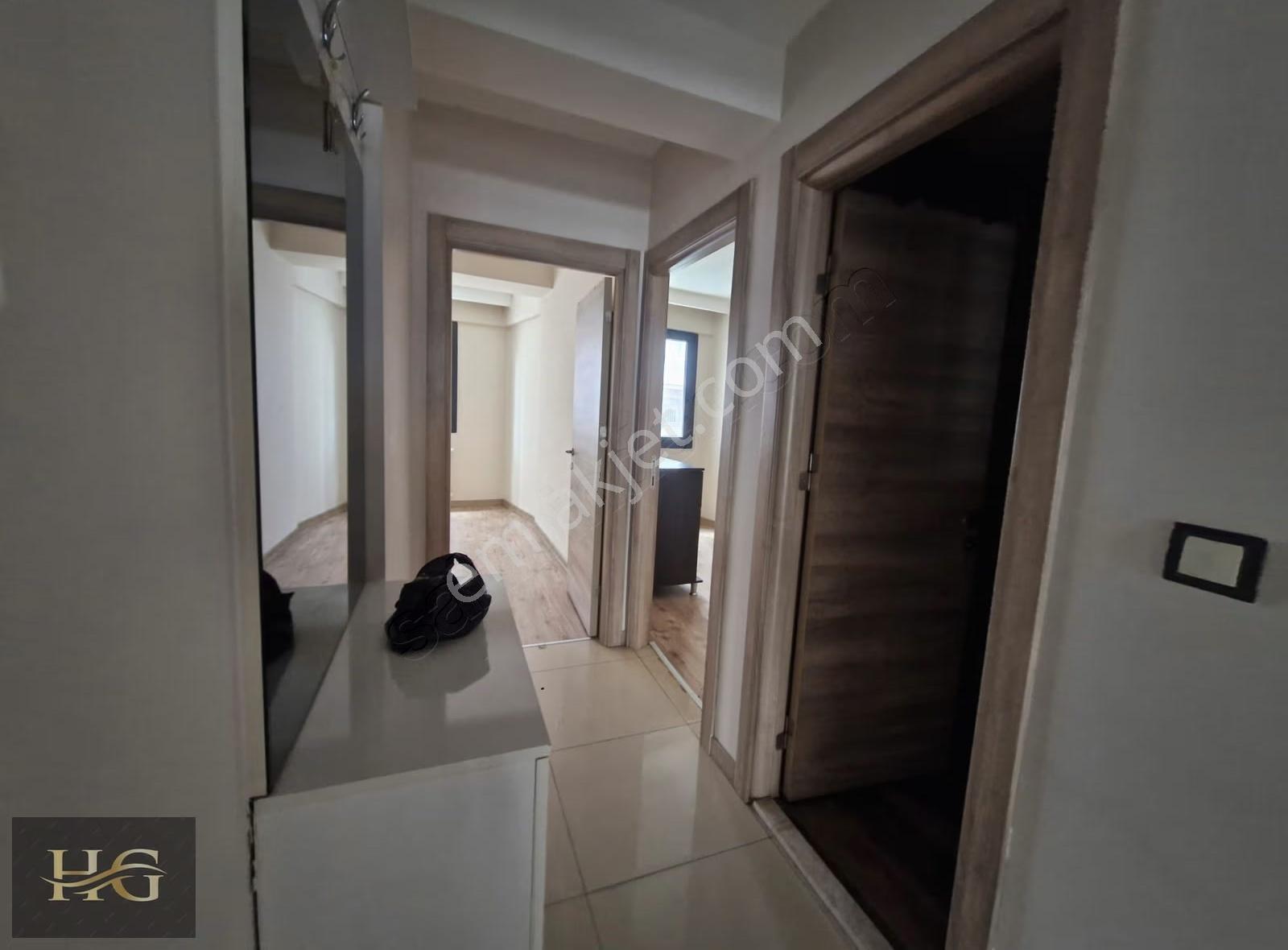 Karşıyaka Örnekköy'de Kapalı Mutfaklı Kiralık 2+1 Daire - Görsel 16