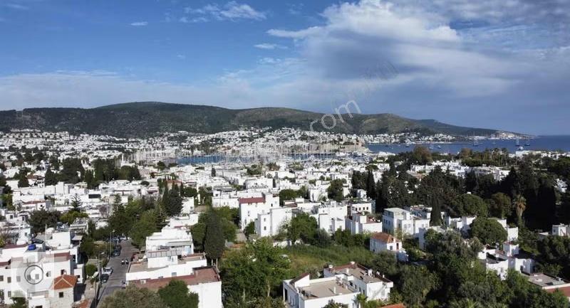 Bodrum Merkez Eskiçeşme | Prestijli Sitede 3+1 Özel Villa - Görsel 13