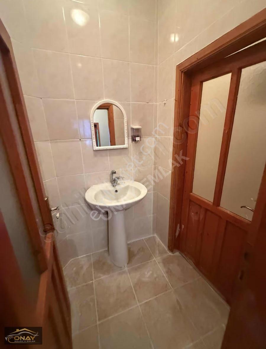 Onay Emlak' Tan Kiralık 3+1 Ara Kat Daire Merkezi Konum - Görsel 35