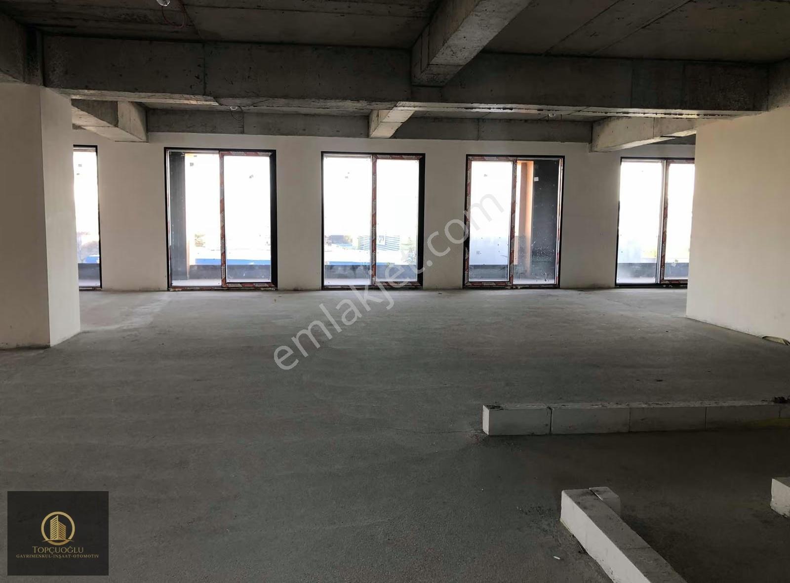 Acı Badem Özdilek Bölgesinde Kiralık Dükkan - Görsel 22