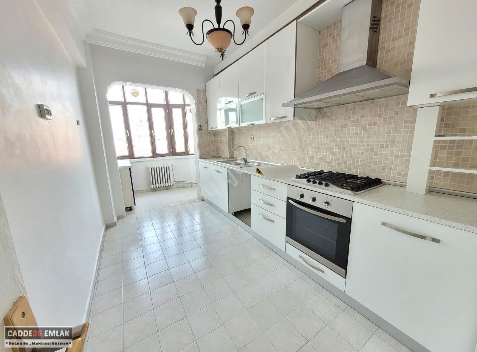 Cadde26 Dan Adliye Binasının Dibinde Satılık 3+1 Daire - Görsel 21