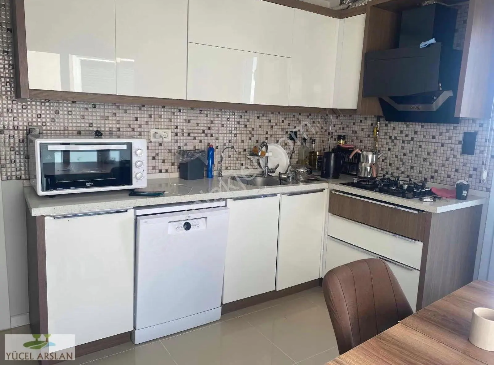 Ulukent'te Satılık 2+1 Kapalı Mutfak Daire Manzaralı