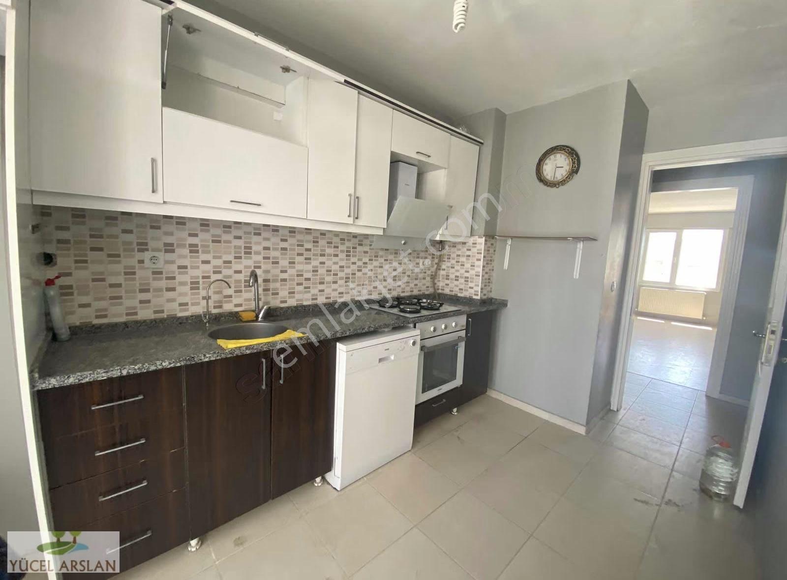 Çiğli İnönü Mah. Site İçinde Satılık 3+1 D.gazlı Asansörlü Daire - Görsel 18