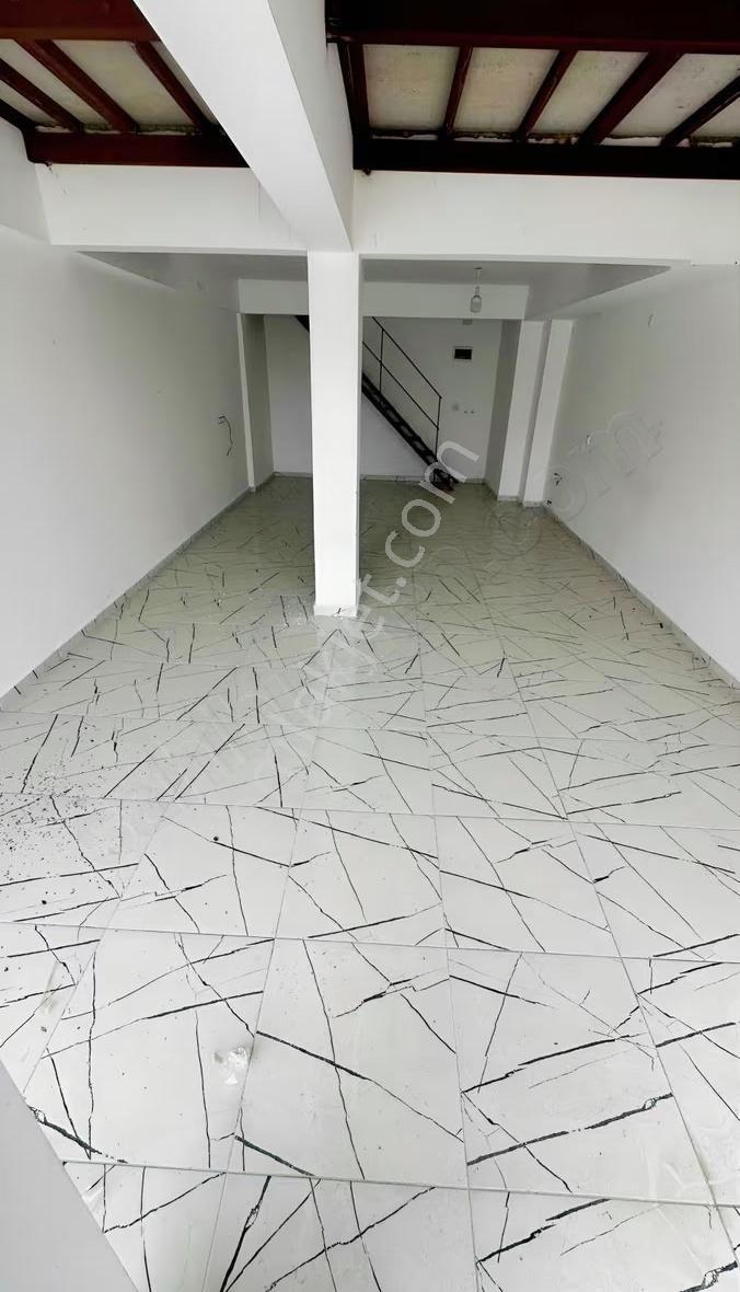 Merkezi Konumda Kullanışlı Asma Tavanlı Kiralık Dükkan - Görsel 4