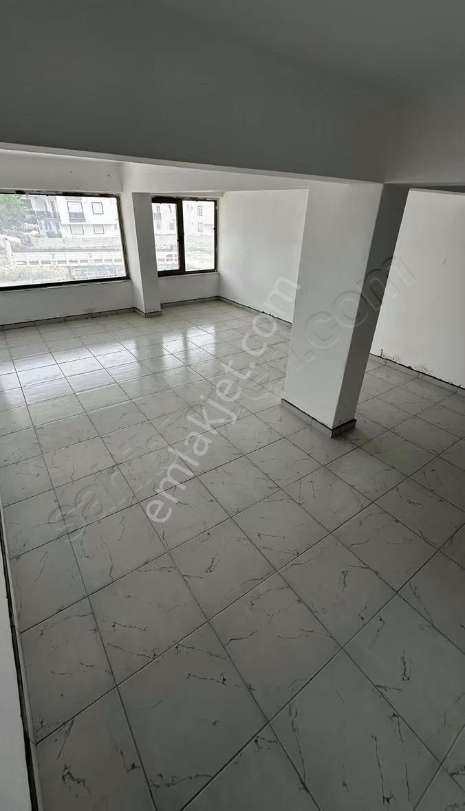 Merkezi Konumda Kullanışlı Asma Tavanlı Kiralık Dükkan - Görsel 6