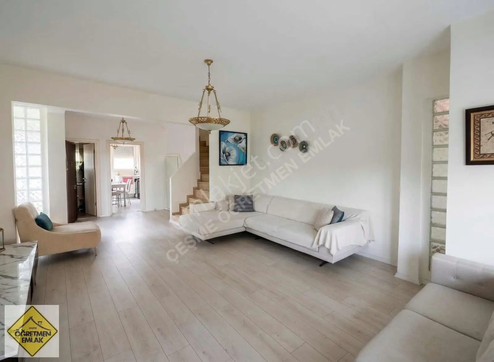 Alaçatı'da Havuzlu, Butik Site İçinde Bakımlı Villa - Görsel 5