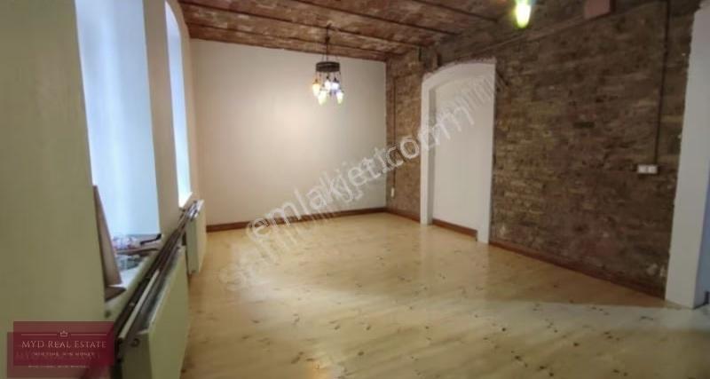 Myd Galata 2+1 Kiralık Giriş Kat Ofis - Görsel 9