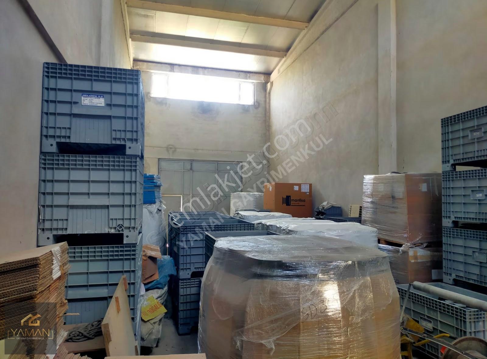 Akhisar Gıda Çarşısı'nda Yatırımlık 100 M² Satılık Dükkan - Görsel 3