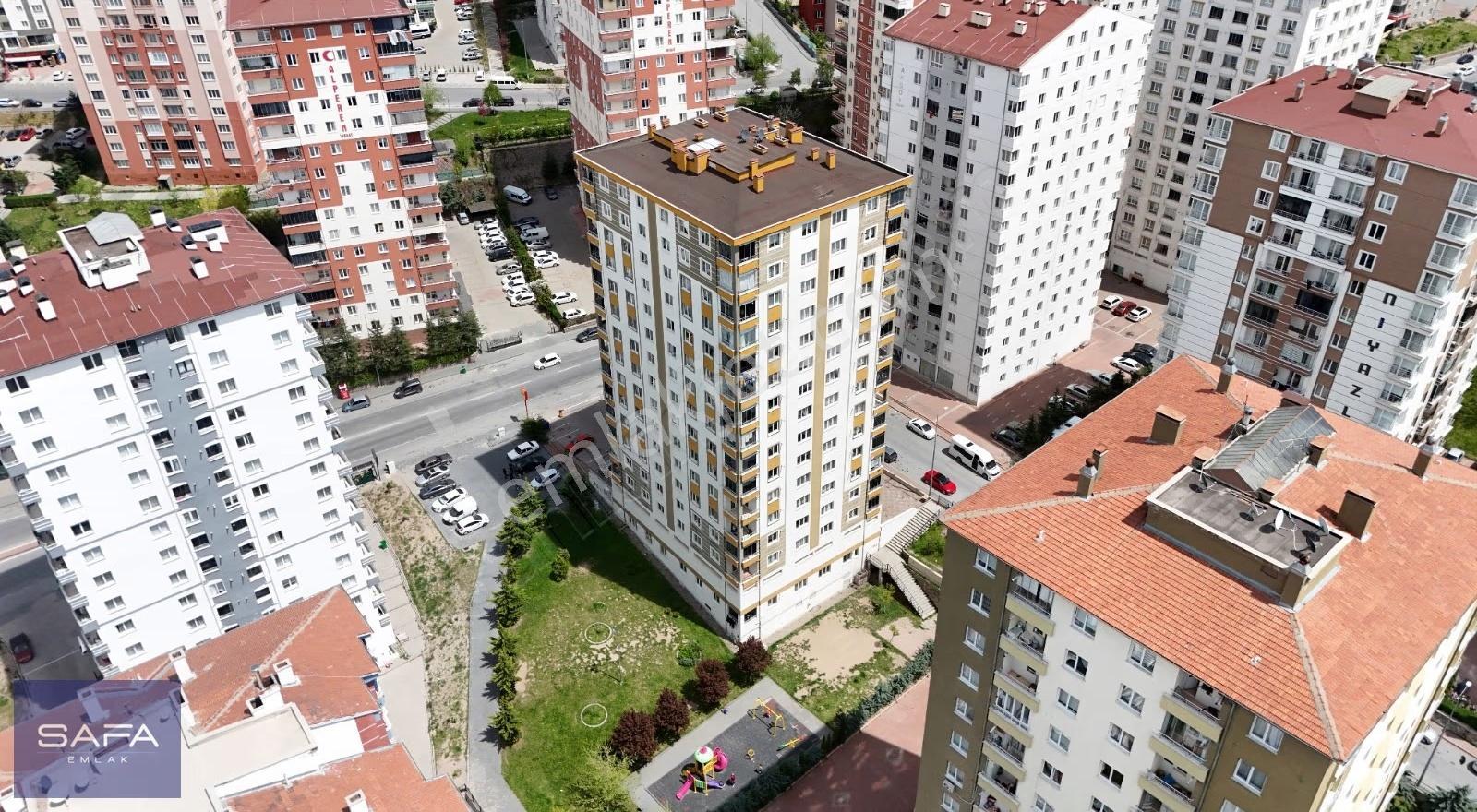 Safa Emlaktan Papatya Caddesi Üzerinede Satılık Daire