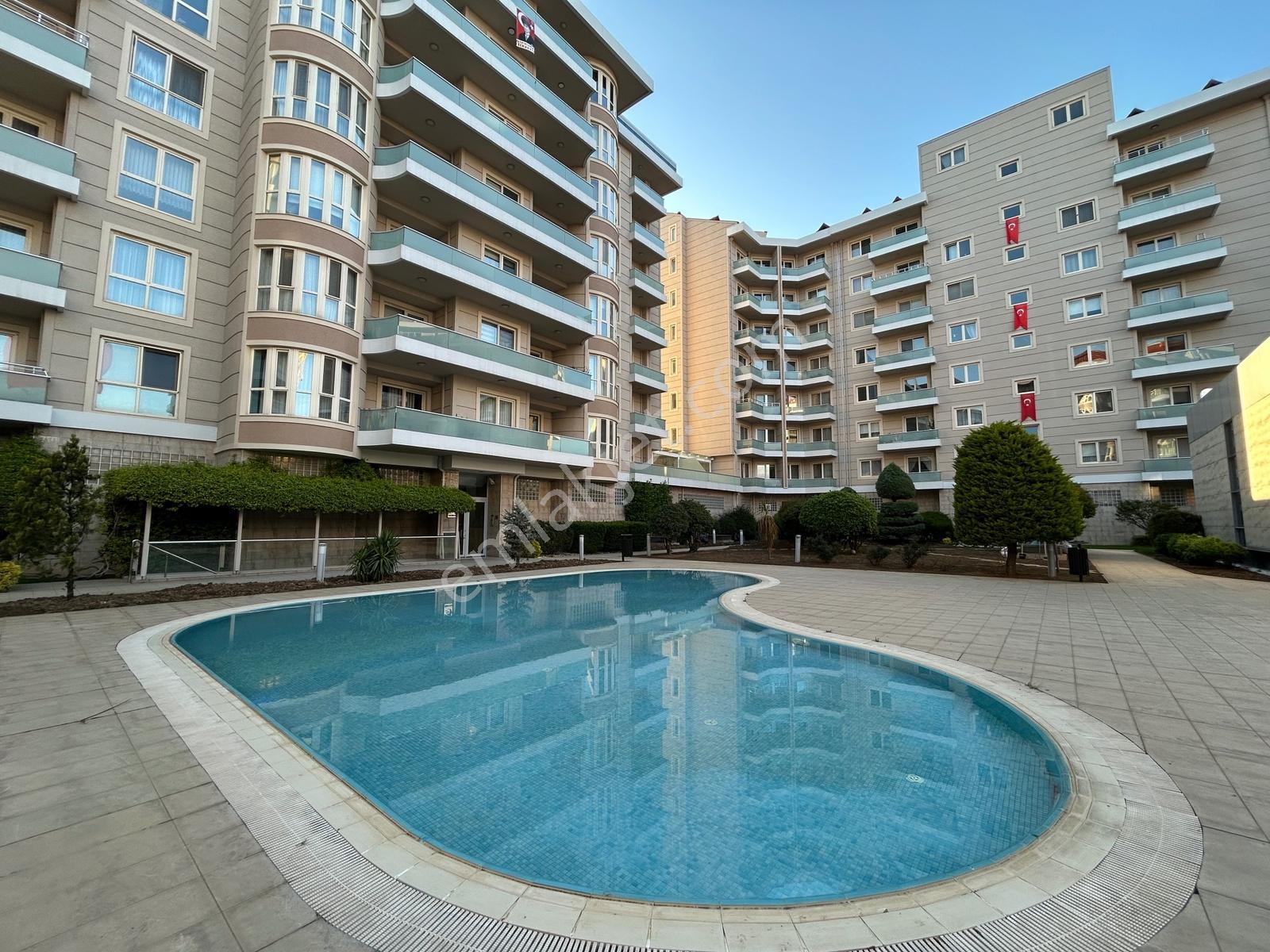 Kristal Park'ta İzmir Yolu Cepheli Kiracılı 3+1 Satılık Daire - Görsel 2