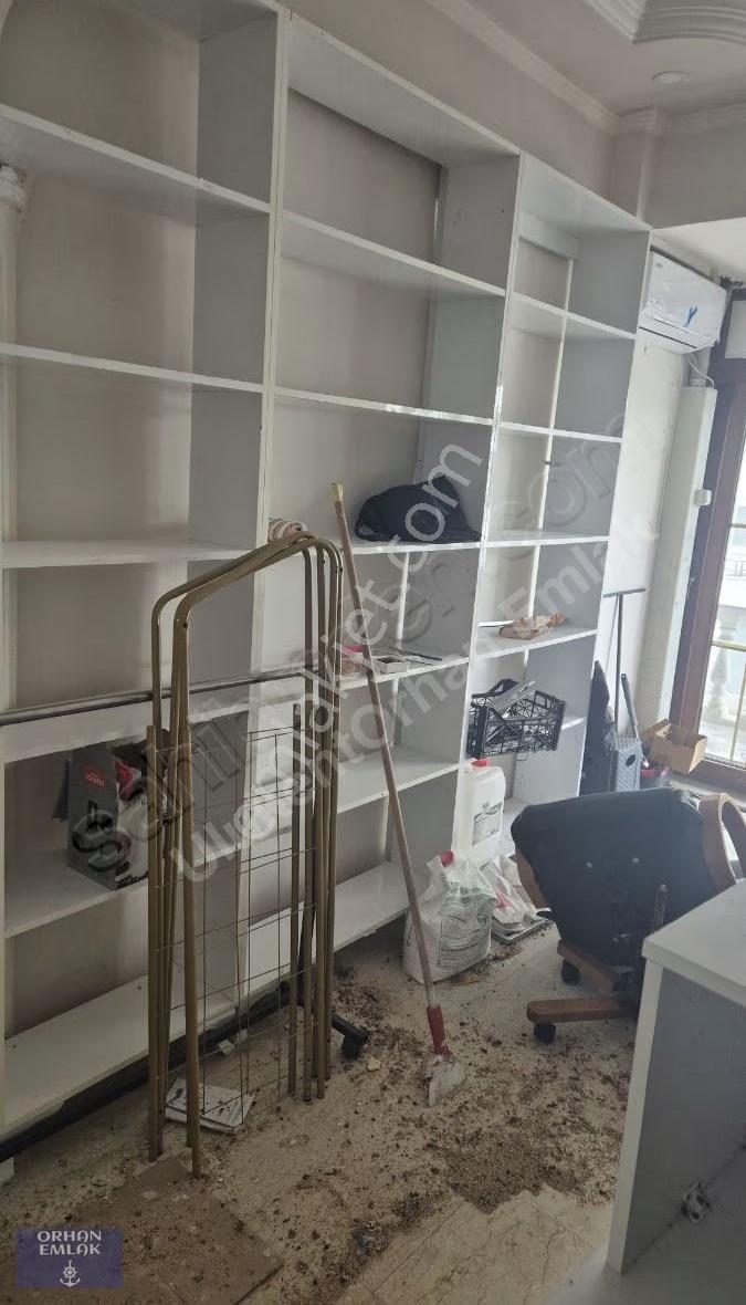 Egekent 2'de Kiralık 24 M² Dükkan - Raflı & Merkezi Konum - Görsel 13