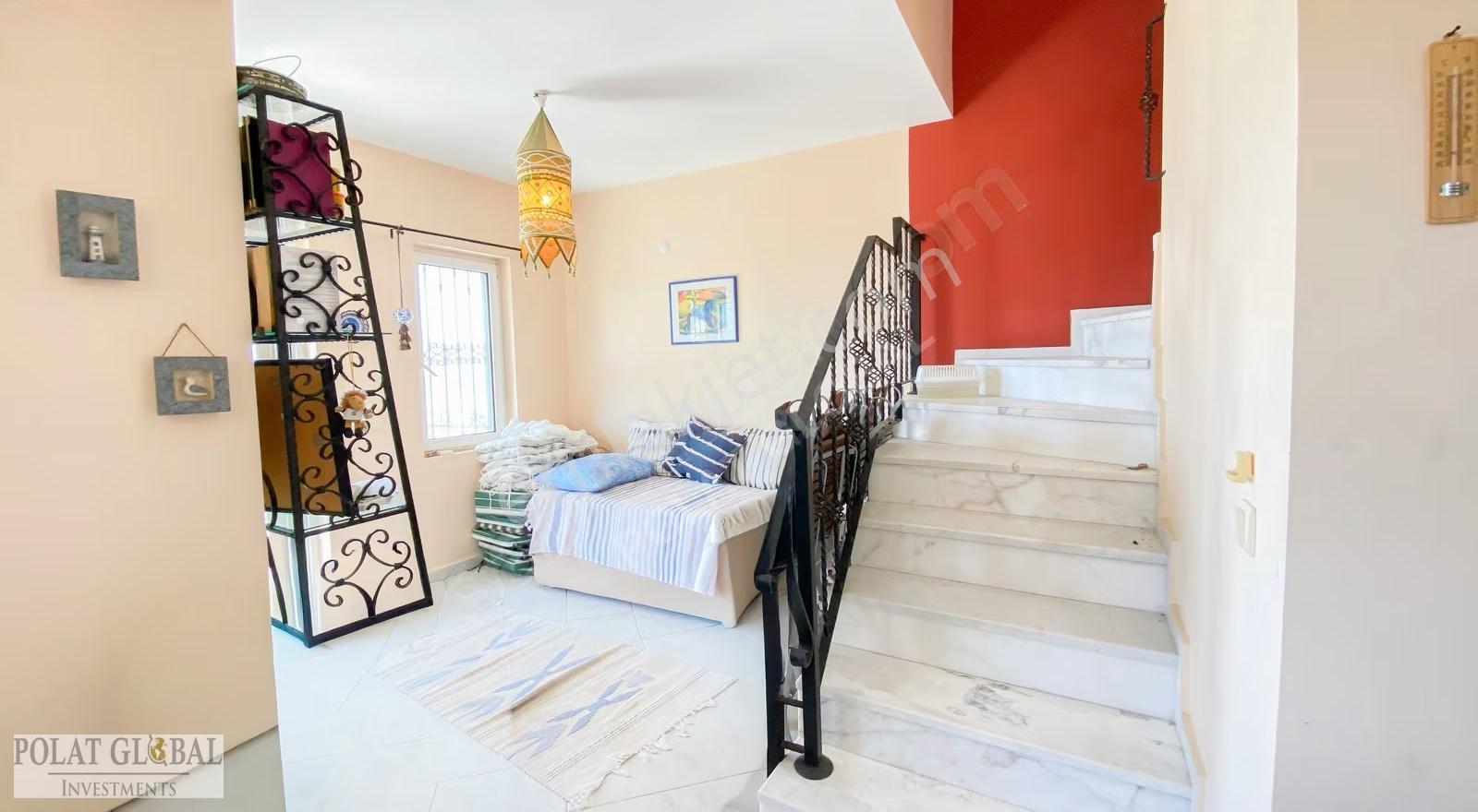 Oba Sitesinde Eşsiz Deniz Manzaralı 2+1 Villa - Görsel 5