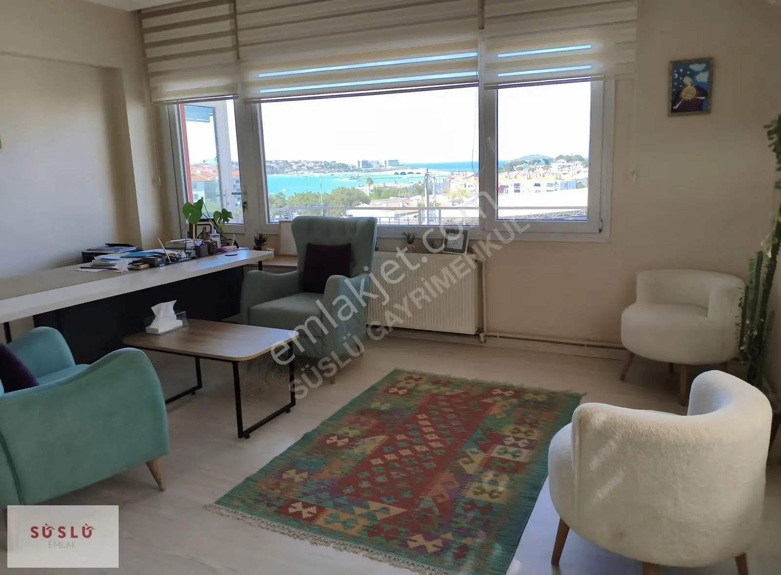 Ayvalık 150 Evlerde Kiralık 3+1 İşyeri Ofis Olarak Kiralık - Görsel 3