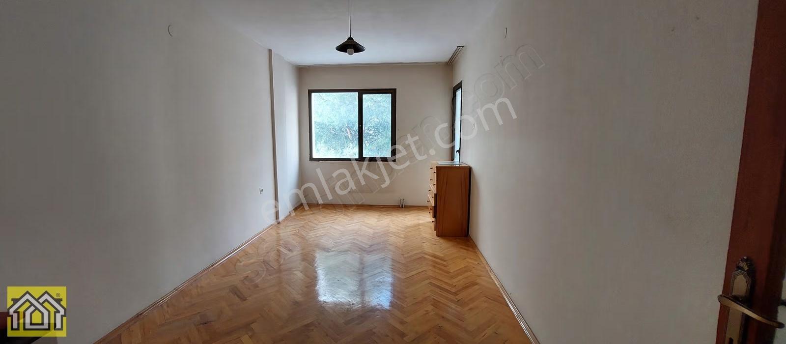 Korutürkte Kipa Karşısı 175 M² 3+1 Jeotermal, Otoparklı - Görsel 19