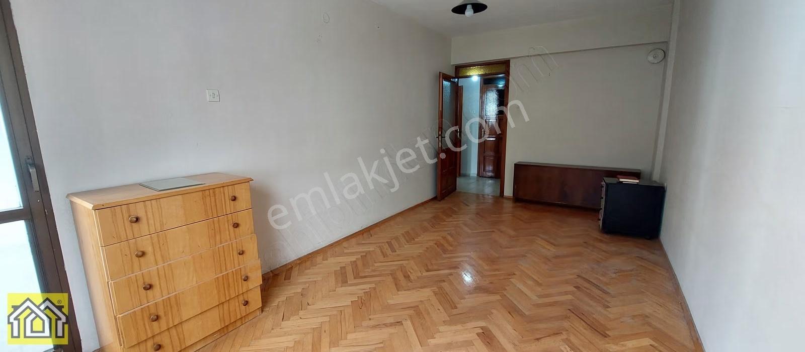 Korutürkte Kipa Karşısı 175 M² 3+1 Jeotermal, Otoparklı - Görsel 20