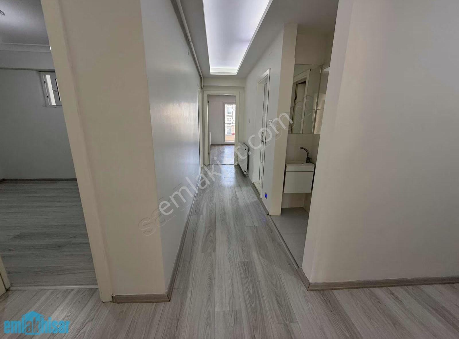 Akhisar Atatürk Mh.prestij Caddesinde Kiralık 3+1 Daire - Görsel 14