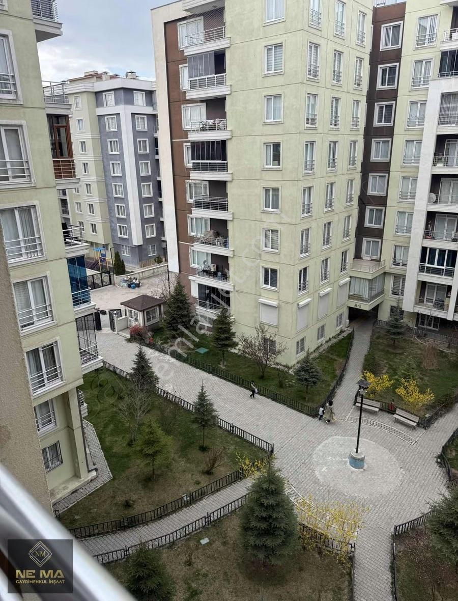 İki Nisan'da Site İçerisinde Satılık 3+1 Daire - Görsel 5