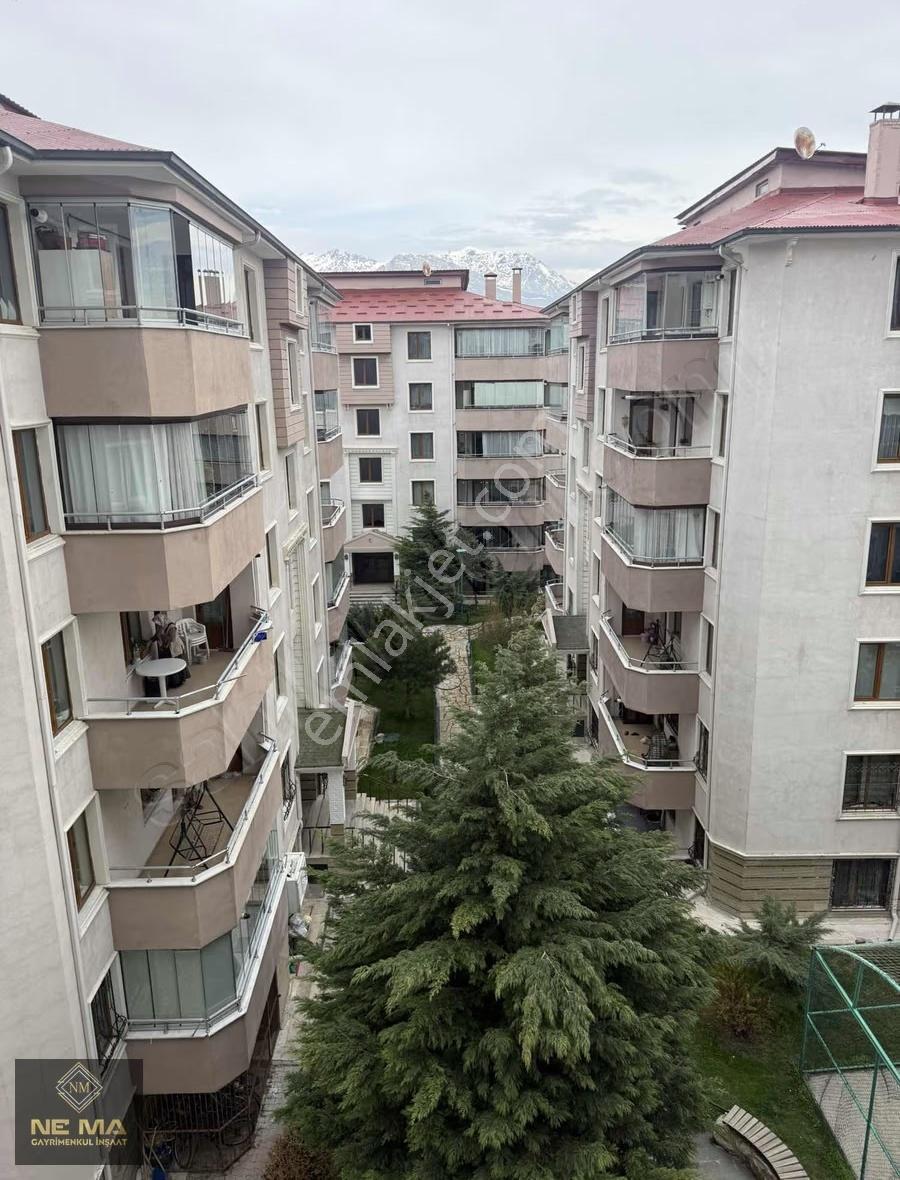 İki Nisan'da Site İçerisinde Satılık 3+1 Daire - Görsel 23