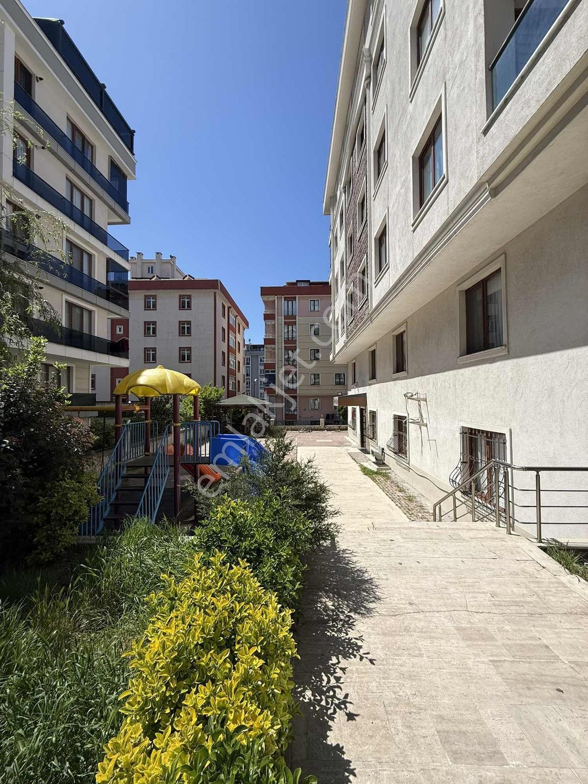 Adnan Kahvecide Satılık Kapalı Otoparklı Giriş Kat Daire - Görsel 11