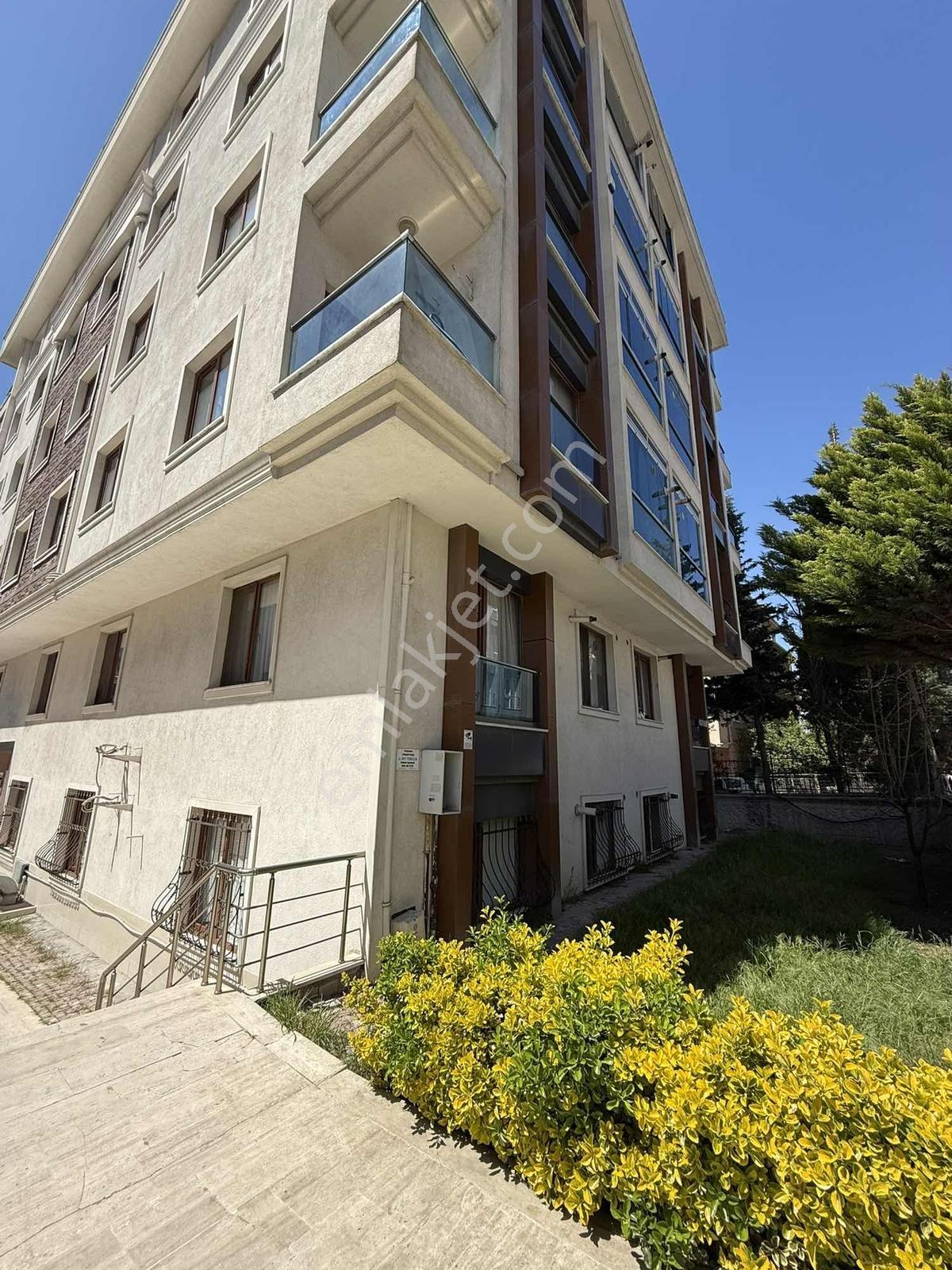 Adnan Kahvecide Satılık Kapalı Otoparklı Giriş Kat Daire - Görsel 21