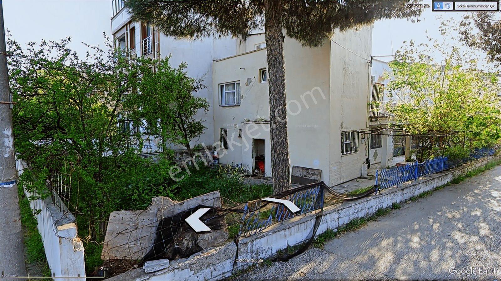 Manisa Lalelide Satılık Önü Açık Köşe Parsel 2 Katlı Ev Ve Arsa - Görsel 13