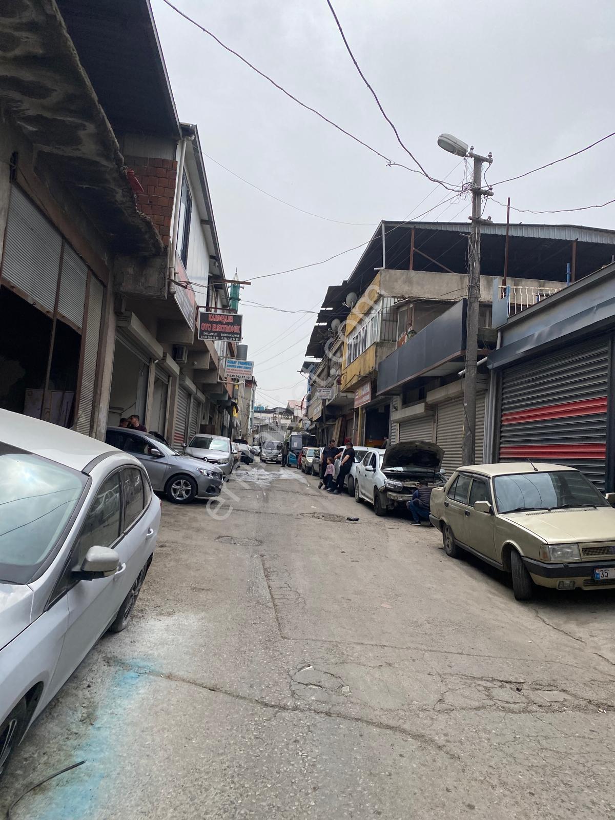 Karabağlar Sanayi İçinde 3 Katlı 250 M2 Kiralıkdükkan - Görsel 3