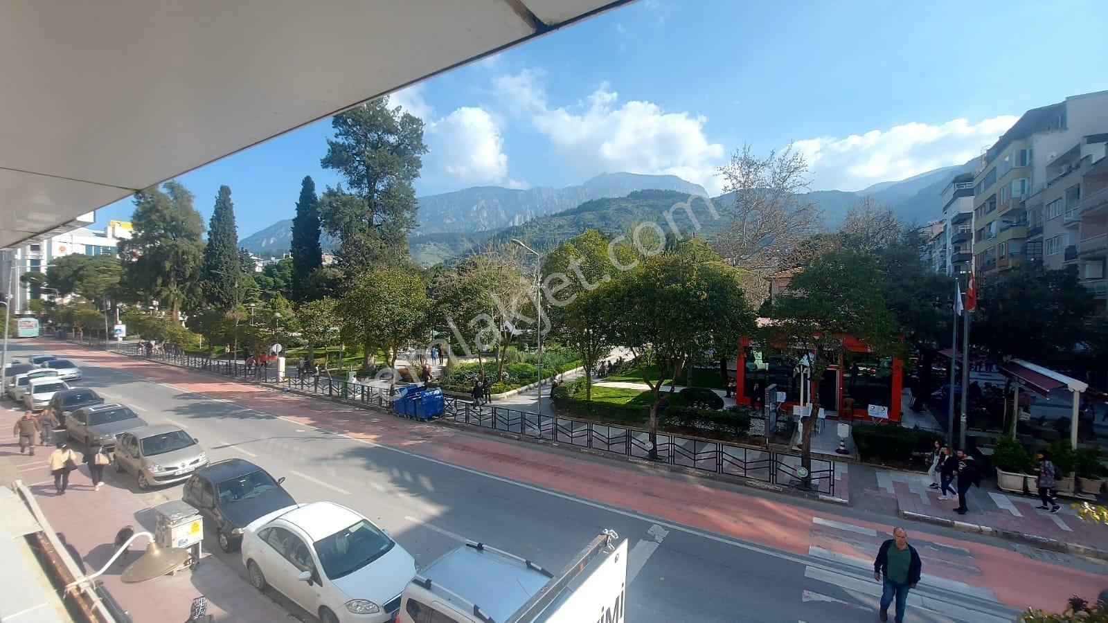 Manisa Ulupark Köşesi Satılık Cadde Üzeri 2+1 İşyeri & Ofis - Görsel 10