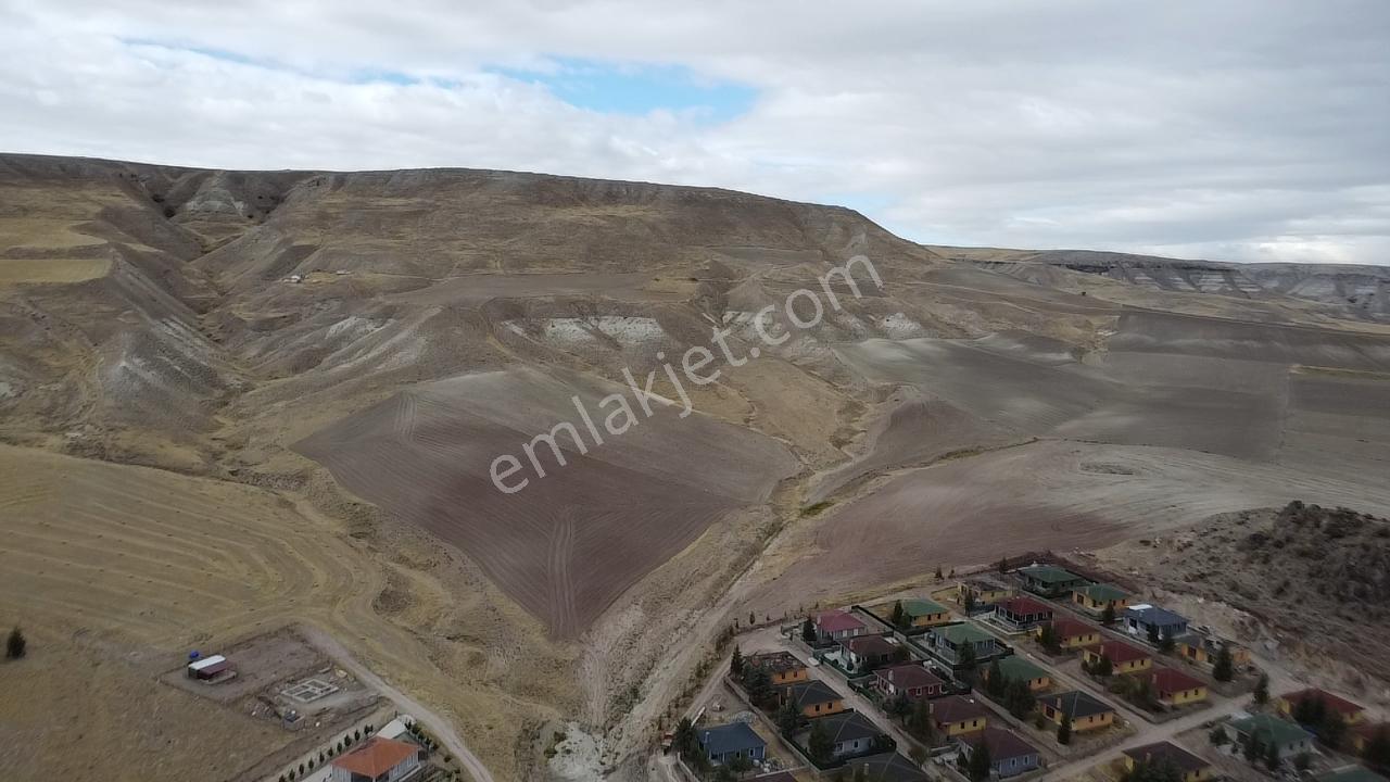 GÜDÜL GÜNEYCE'DE AYAŞ YOLUNA YAPILAŞMAYA YAKIN 65 DÖNÜM ARAZİ
