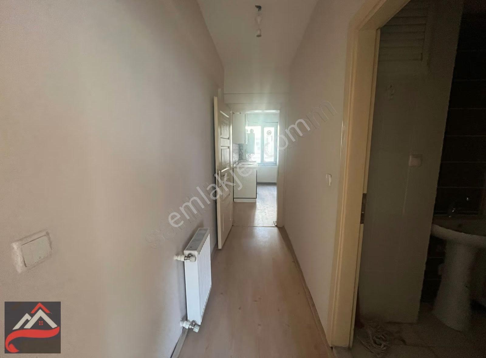 Deniz Yiğit'ten Maltepe Mahallesinde Kiralık 1+1 Arakat Daire - Görsel 4