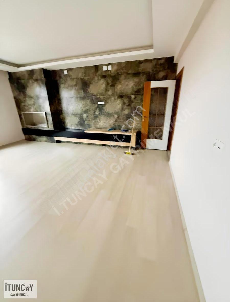 İtuncay Dan Satılık 4+1 İki Garajlı Lüks Daire - Görsel 17