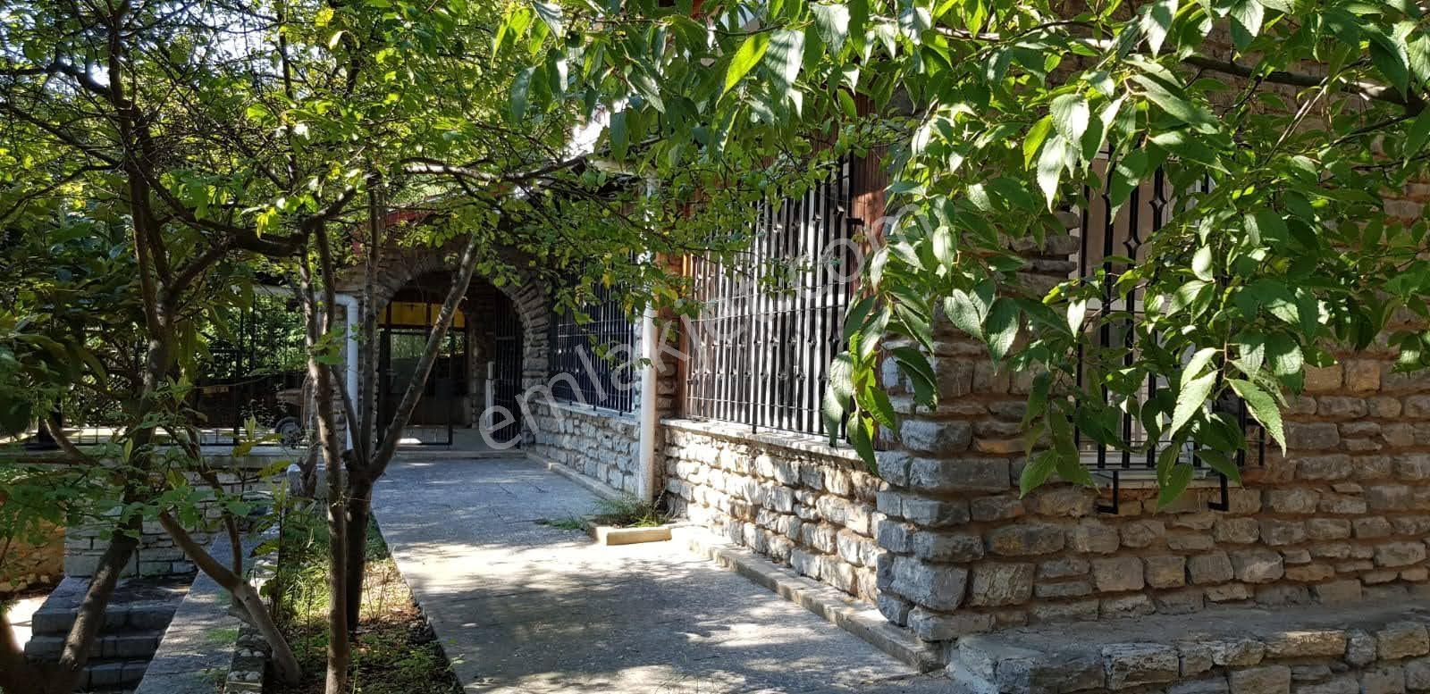 Yakacık Ayazma'da Deniz Manzaralı, İmarlı 445m2 Arsada Taş Ev - Görsel 14